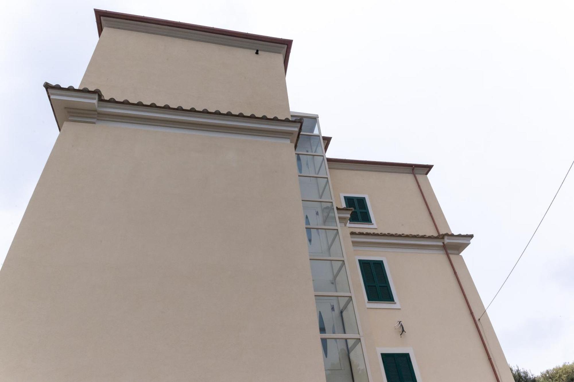 Abitare Il Tempo-Elegante E Moderno-Ad 1 Bus Da Roma Lägenhet Velletri Exteriör bild