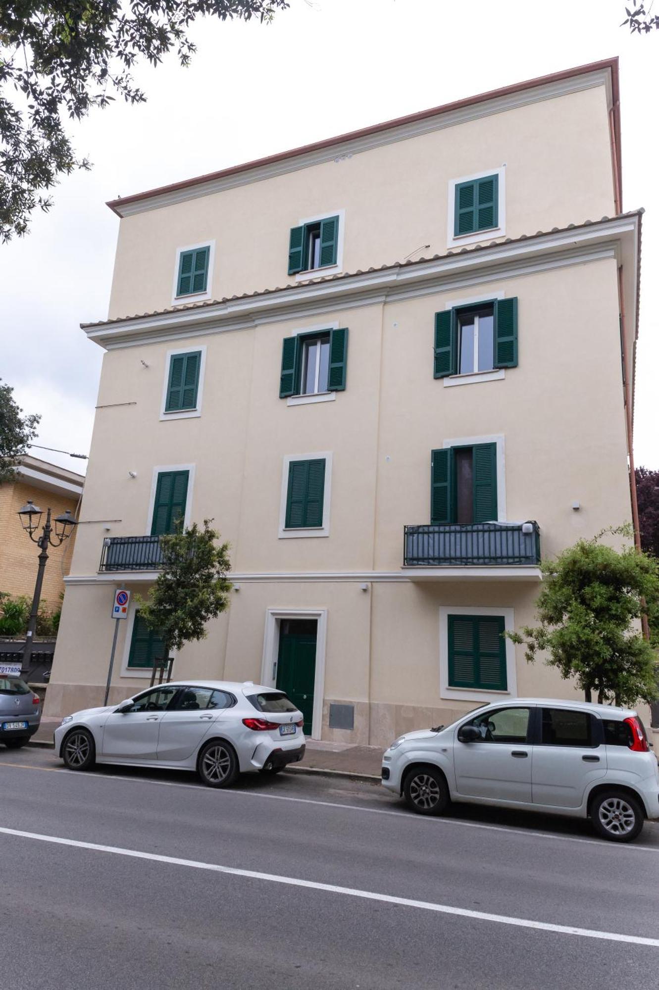 Abitare Il Tempo-Elegante E Moderno-Ad 1 Bus Da Roma Lägenhet Velletri Exteriör bild